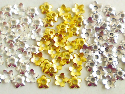 Perlenkappen blumen 6mm - 50,