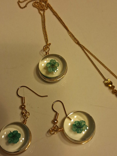 Kette mit ohrringen - kette,